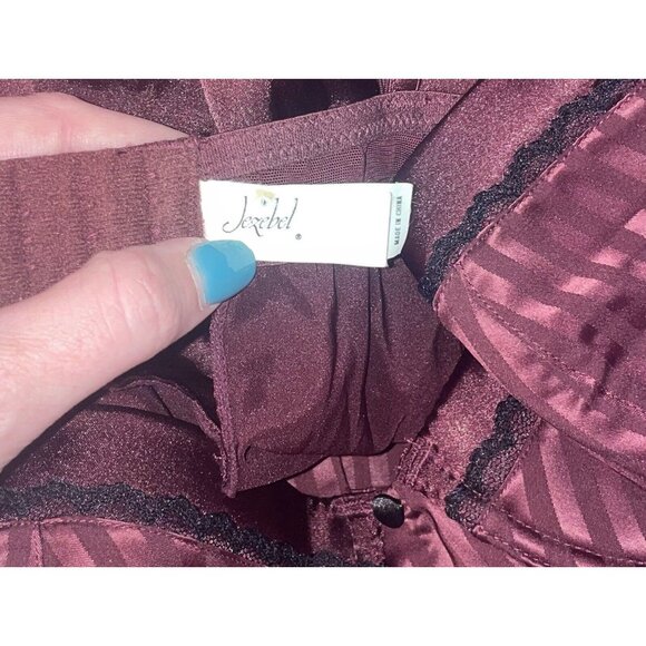 Jezebel 90675P Older Style Chemise Nightie Lingerie Satin Striped UW M Maroon - Picture 5 of 6